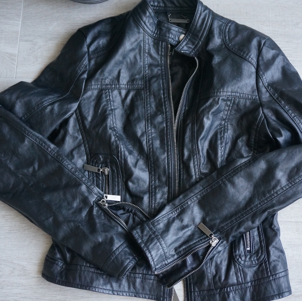 J-2 Textured Crop Faux-Leather Jacket